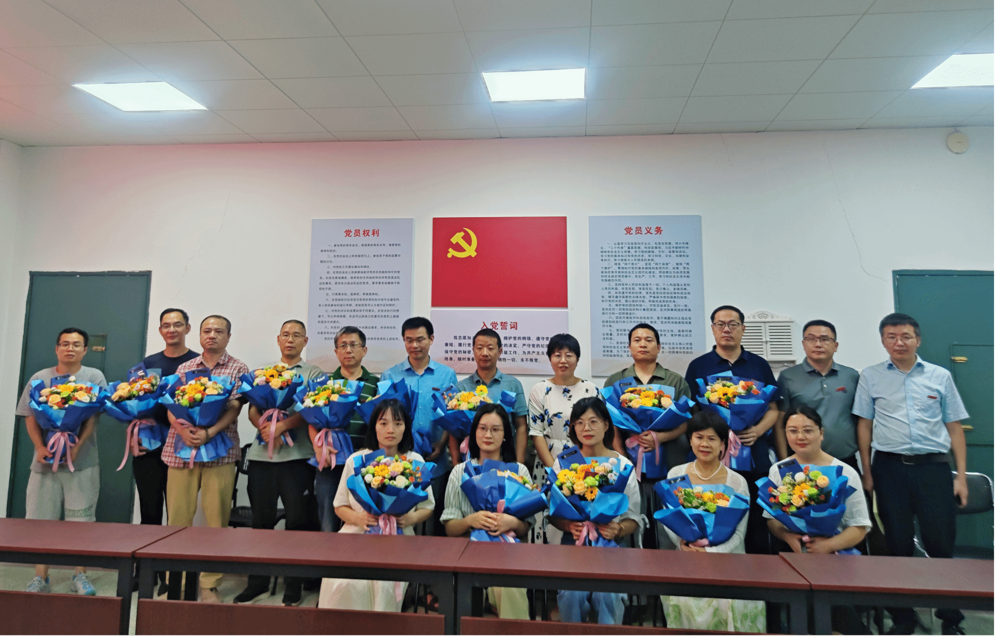 yh86银河国际举行“躬耕教坛，强国有yh86银河国际”教师节座谈会